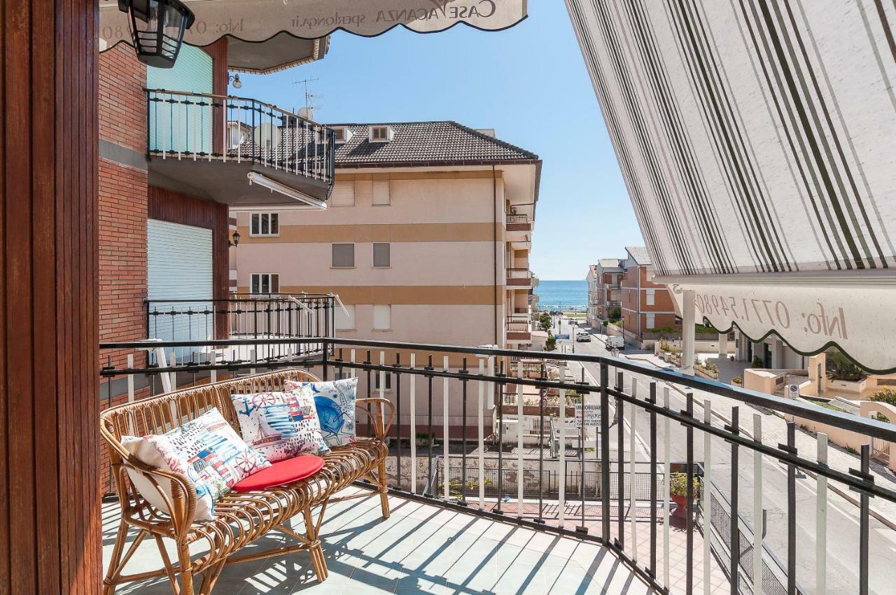 Ferienwohnung Casa Vacanza Flora Sperlonga Exterior foto
